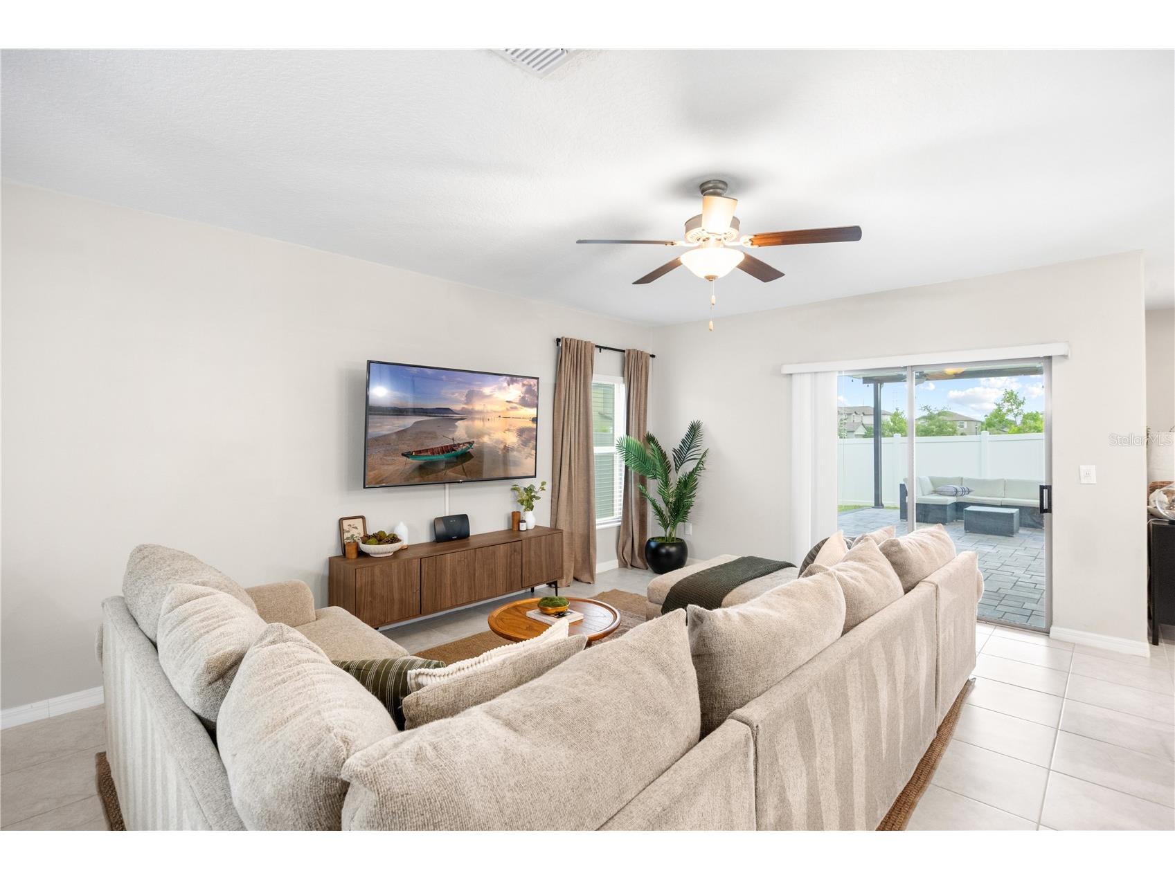 4702 Ron Eddie Place Tampa FL 33619 TB8529099 image10
