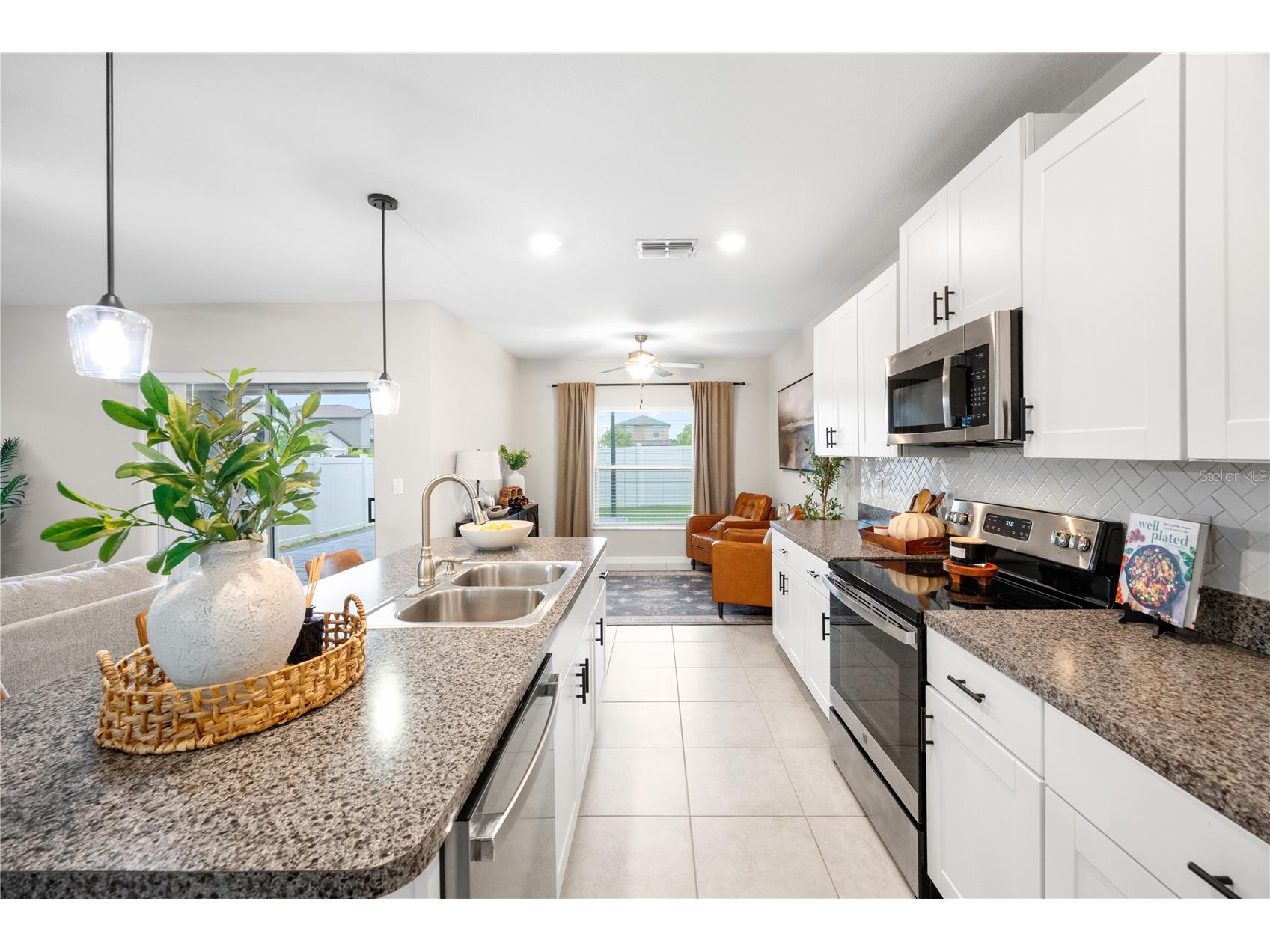 4702 Ron Eddie Place Tampa FL 33619 TB8529099 image16