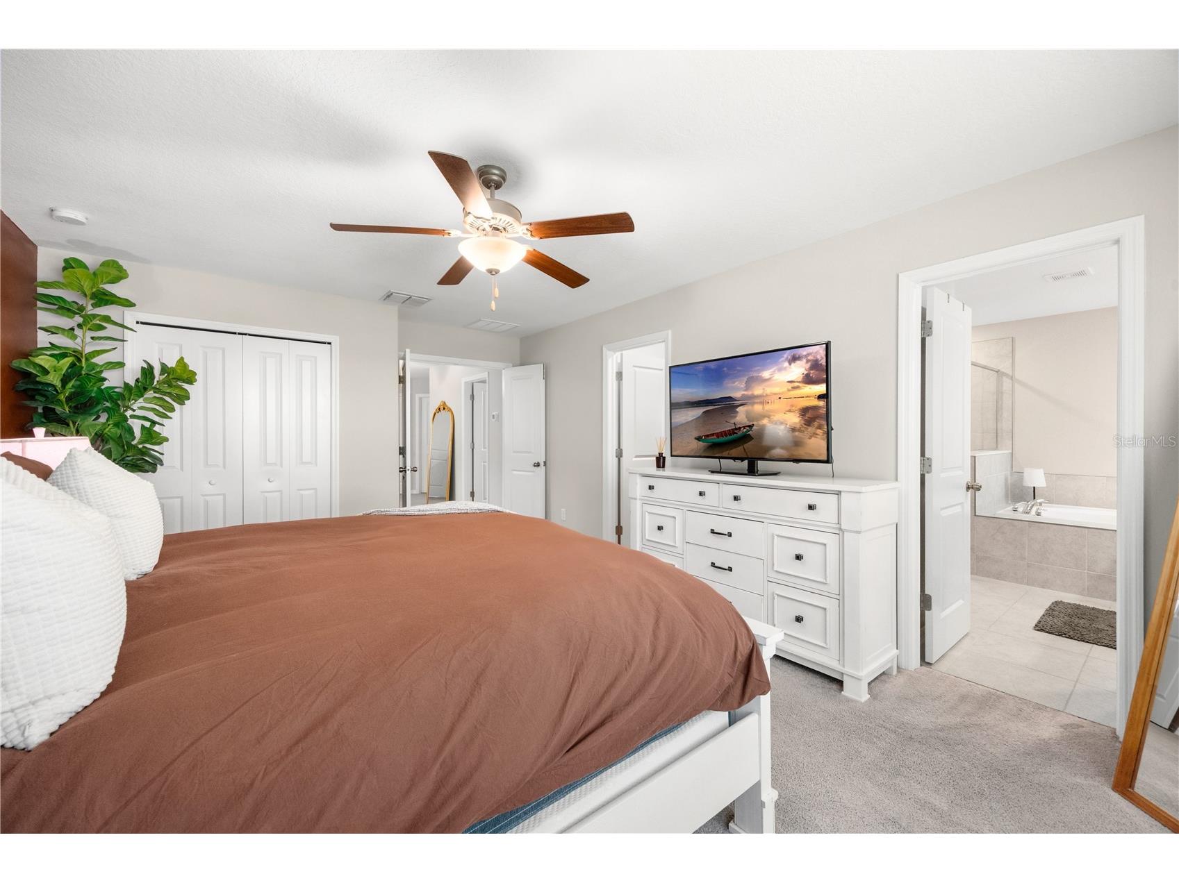 4702 Ron Eddie Place Tampa FL 33619 TB8529099 image24