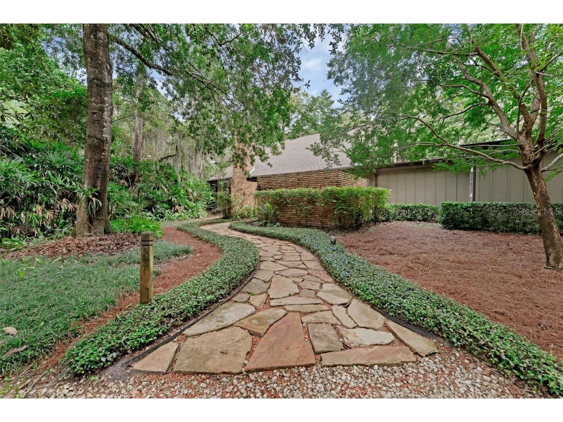4702 Shorecrest Drive Orlando FL 32817 O6317822 image1