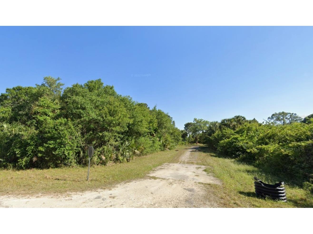 4702 Vera Avenue N Lehigh Acres FL 33971 C7517357 image2