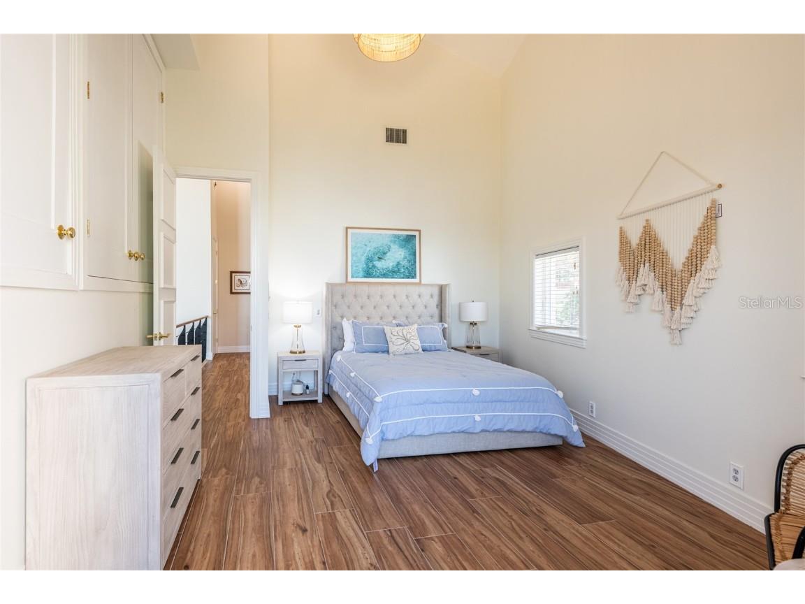 4703 Dolphin Cay Lane S Saint Petersburg FL 33711 - BOCA CIEGA TB8408751 image48