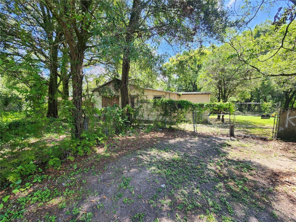 4703 N 19th Street Tampa FL 33610 U8248574 image1