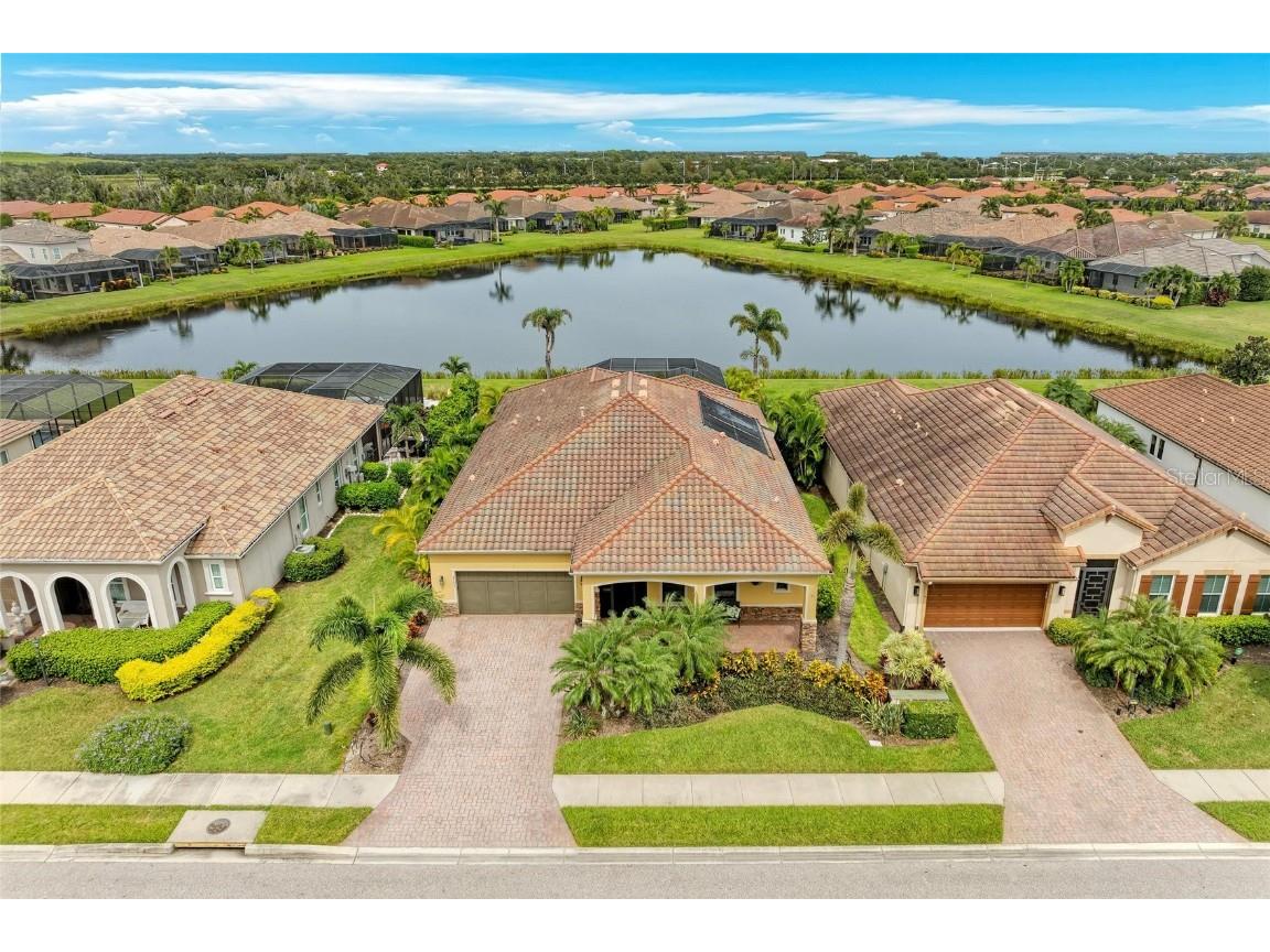 4703 Tobermory Way Bradenton FL 34211 A4670264 image1