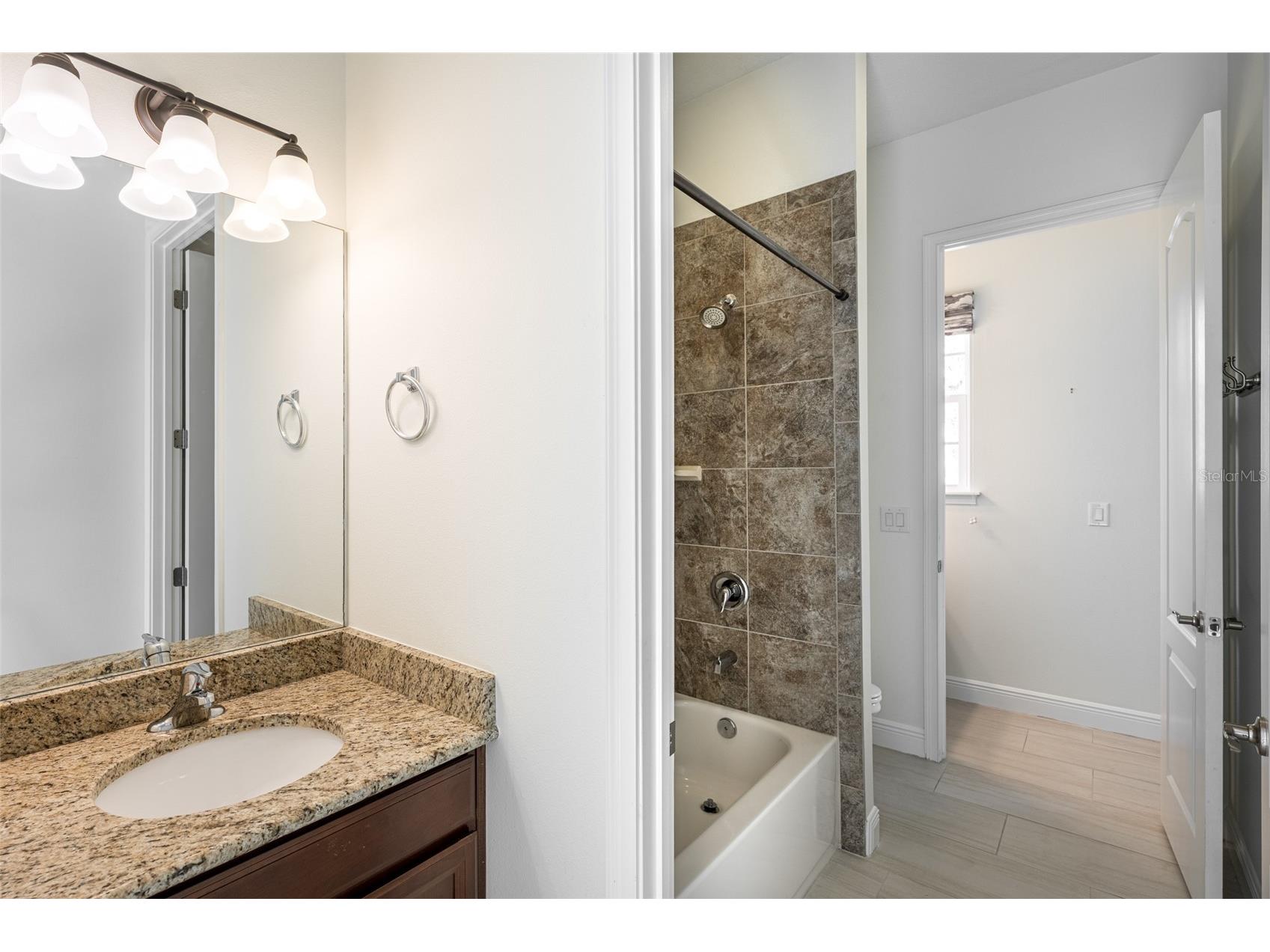 4703 Tobermory Way Bradenton FL 34211 A4692364 image31