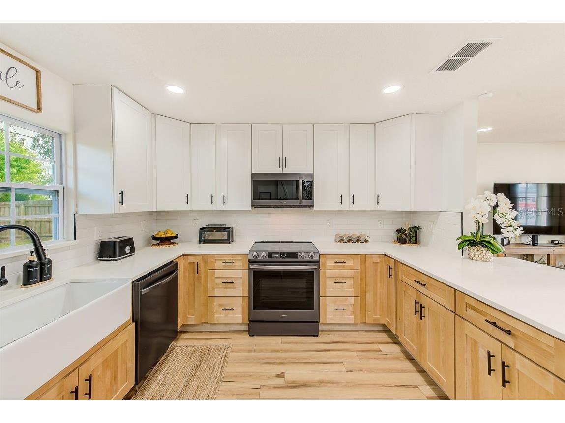 4703 W Wallace Avenue Tampa FL 33611 TB8440012 image9