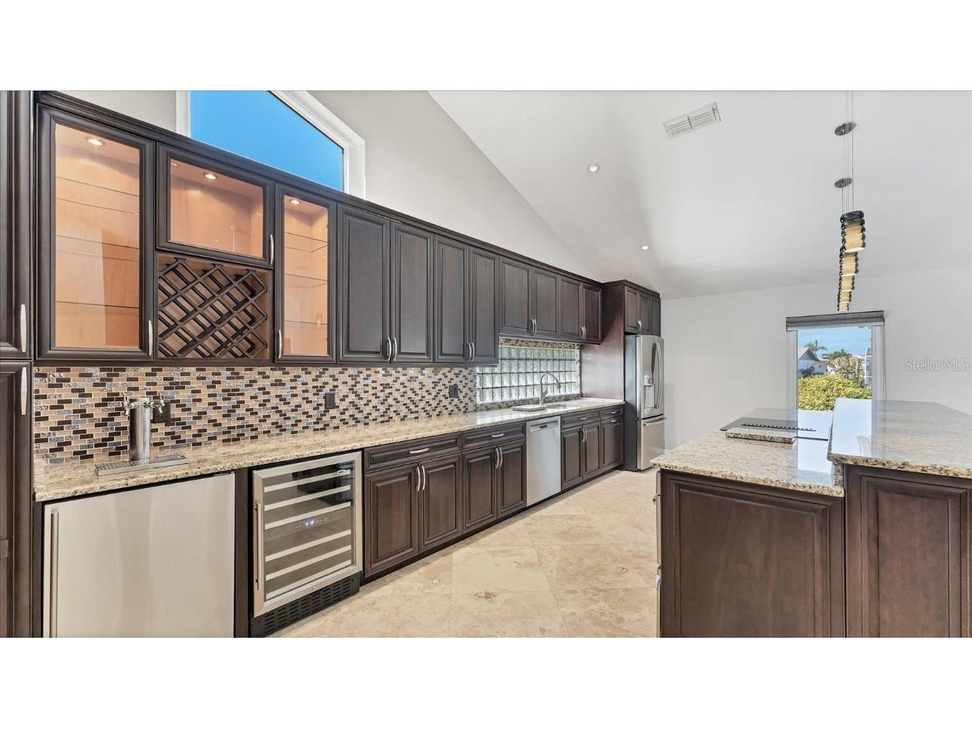 4704 Coral Lake Drive Bradenton FL 34210 A4670628 image17