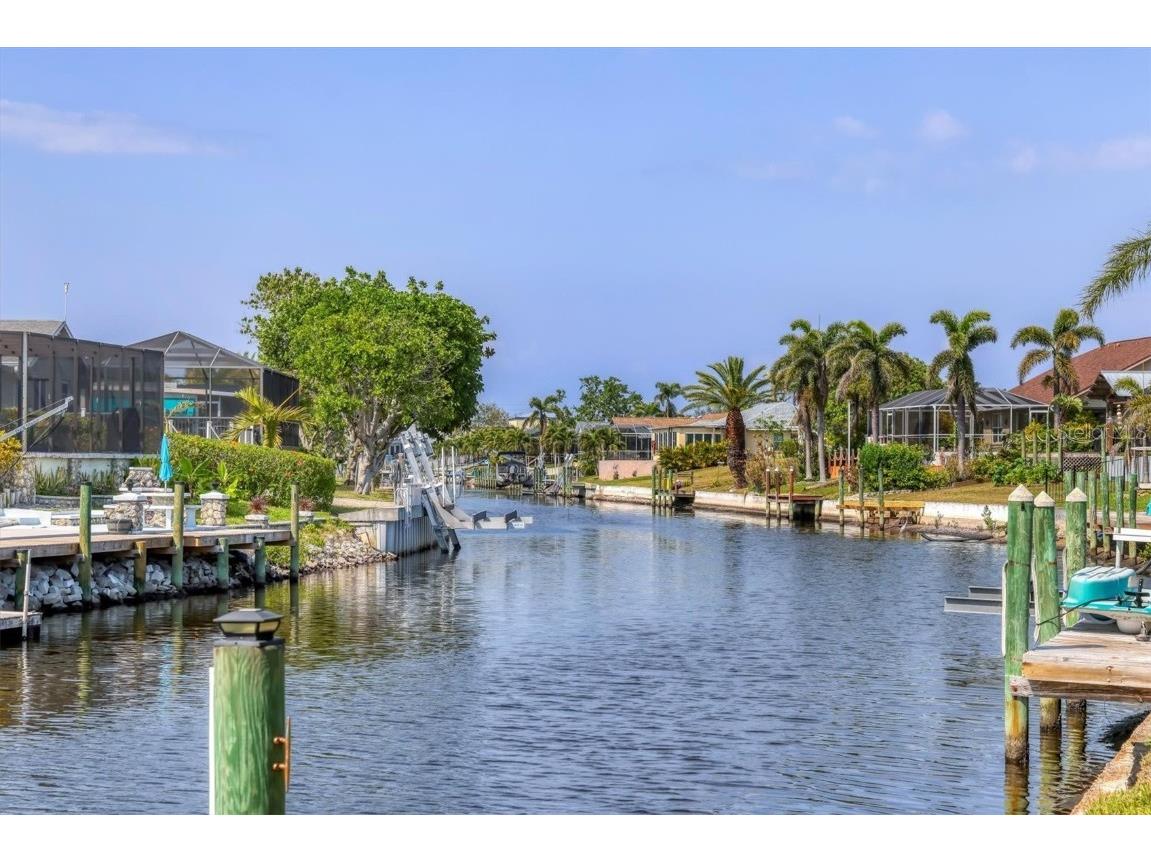 4704 Coral Lake Drive Bradenton FL 34210 A4670628 image42