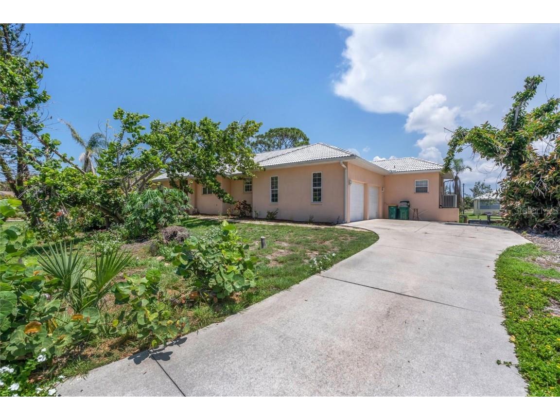 4704 Pompano Street Placida FL 33946 - WEST CORAL CREEK D6131366 image1