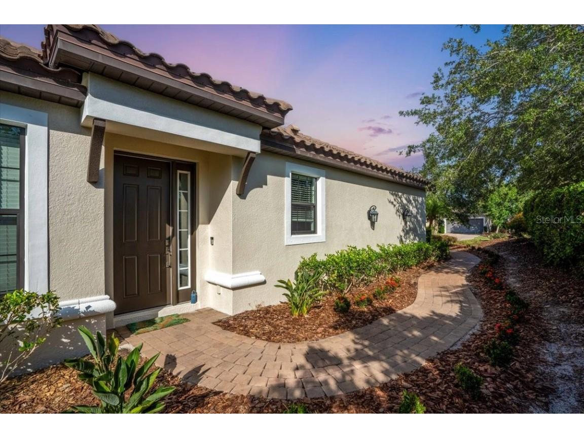 4704 Stafford Court Palmetto FL 34221 A4647596 image1