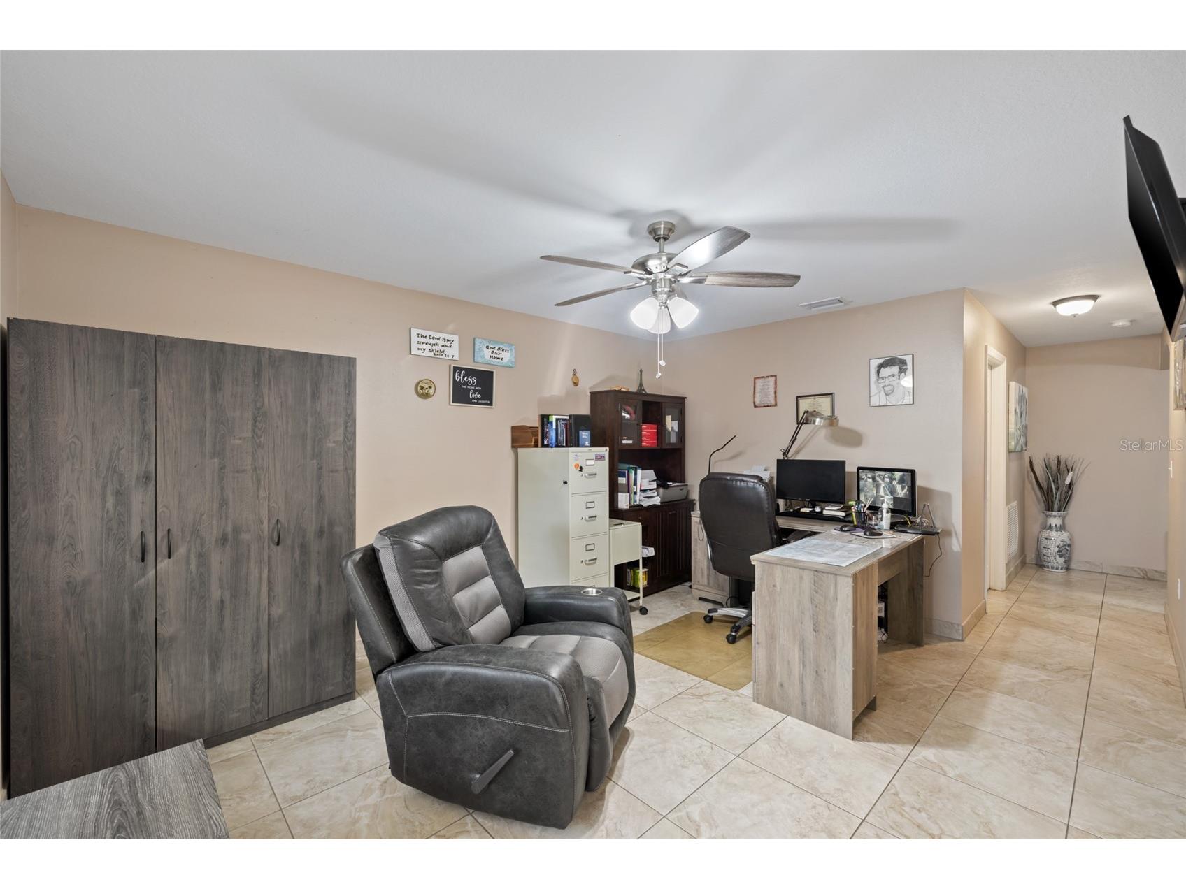 4704 Town N Country Boulevard Tampa FL 33615 TB8505599 image21