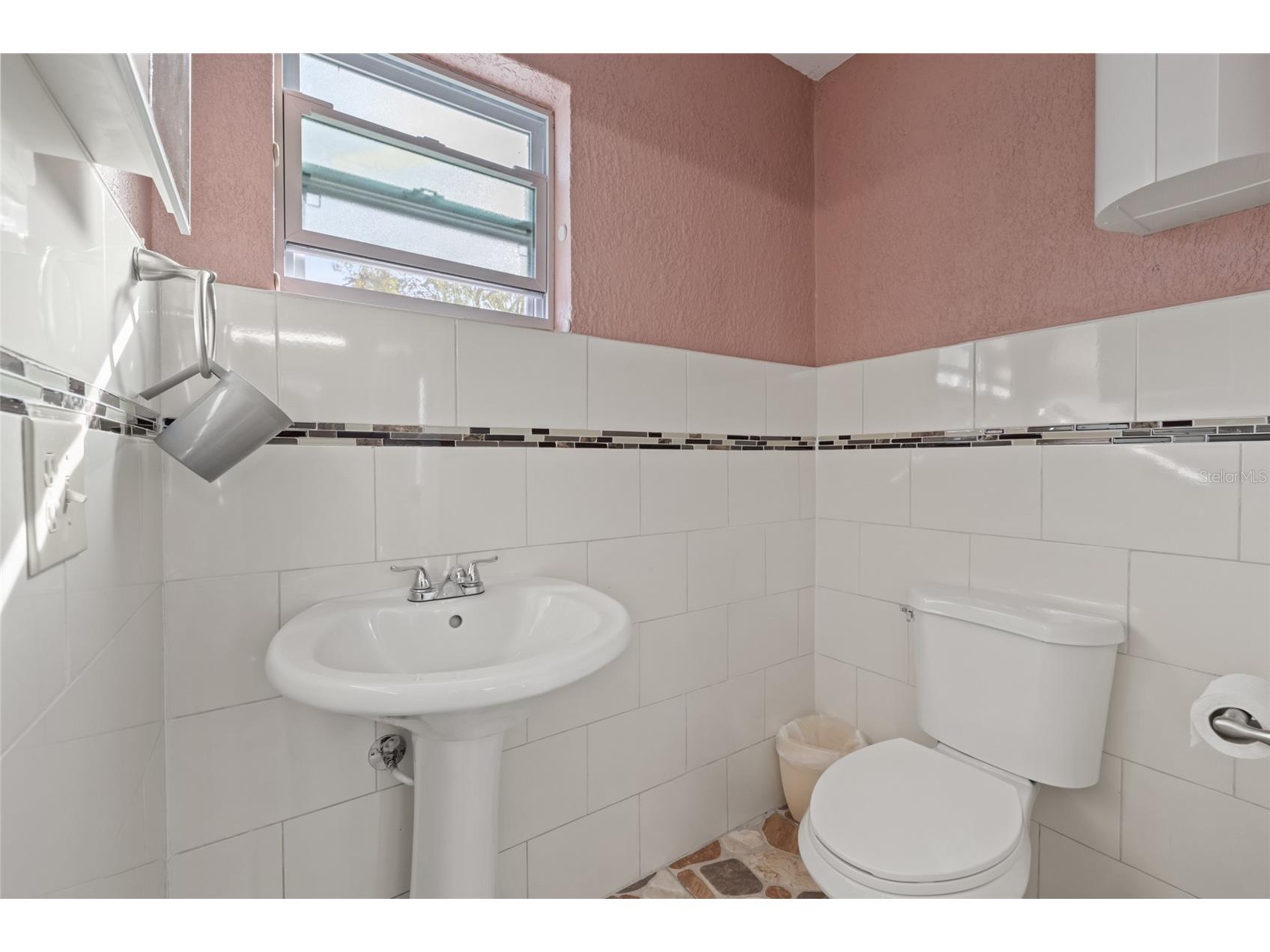 4704 Town N Country Boulevard Tampa FL 33615 TB8505599 image25