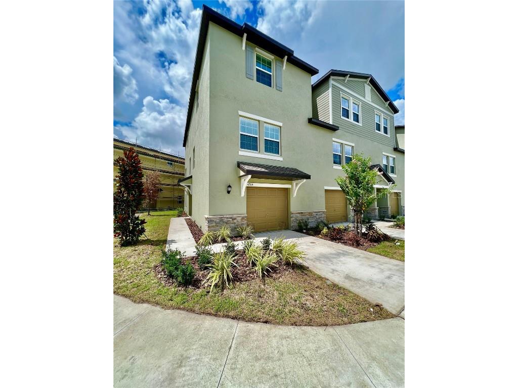 4704 Tuscan Loon Drive Tampa FL 33619 T3467753 image1