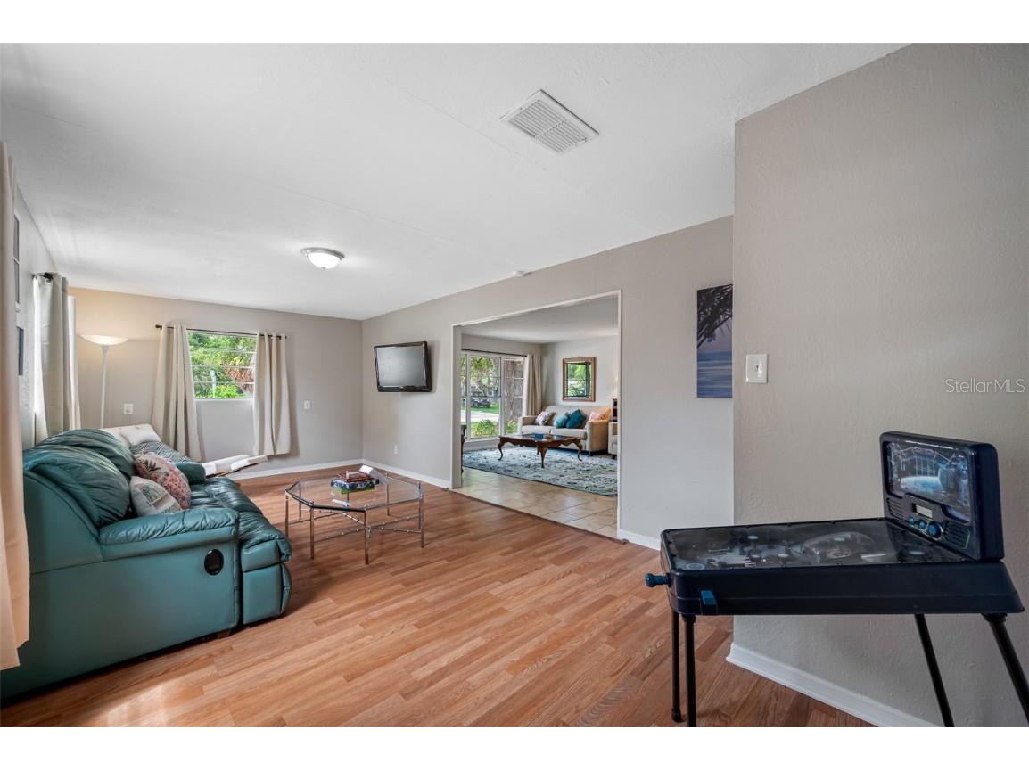 4704 W Wyoming Avenue Tampa FL 33616 TB8439716 image38