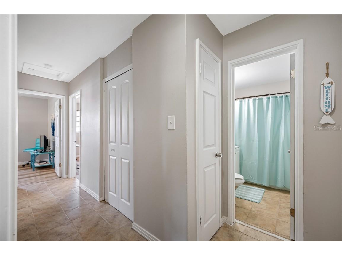 4704 W Wyoming Avenue Tampa FL 33616 TB8439716 image43