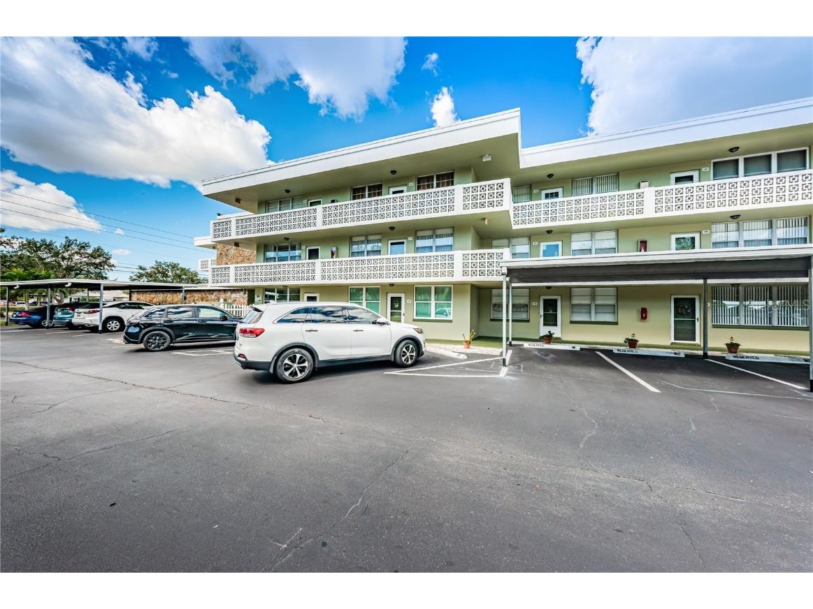 4705 1st Street NE #132 Saint Petersburg FL 33703 U8217605 image1