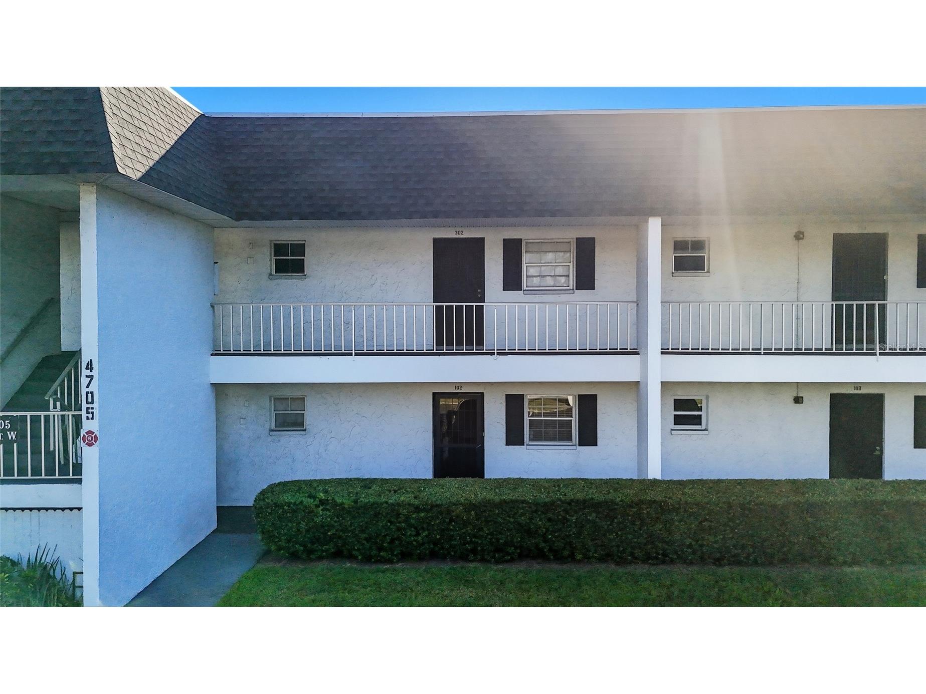4705 5th Street W #302 Bradenton FL 34207 TB8473352 image1