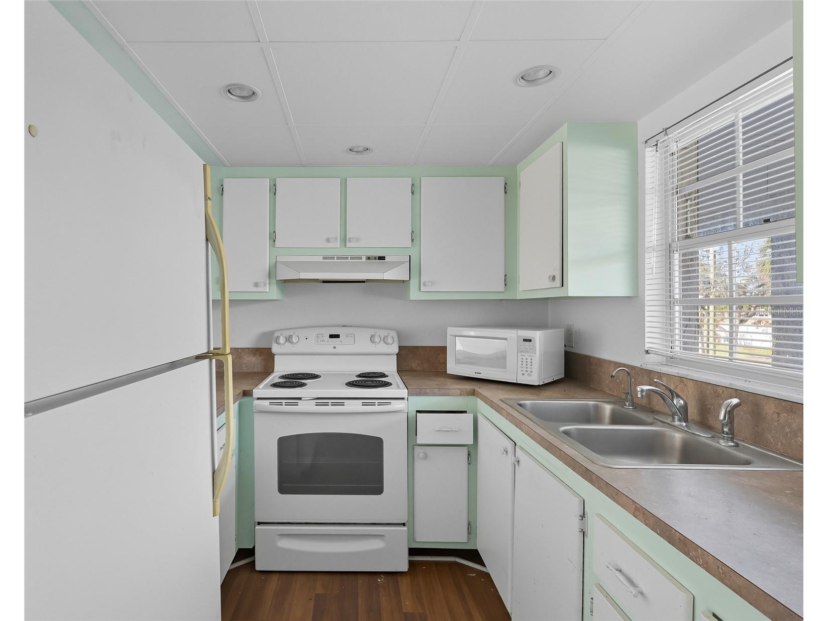 4705 5th Street W #302 Bradenton FL 34207 TB8473352 image2