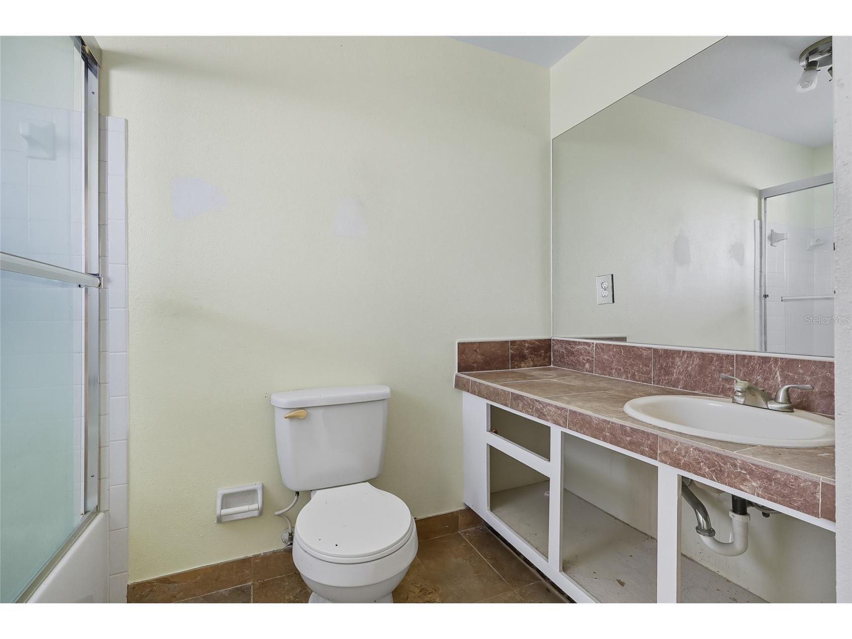 4705 5th Street W #302 Bradenton FL 34207 TB8473352 image9