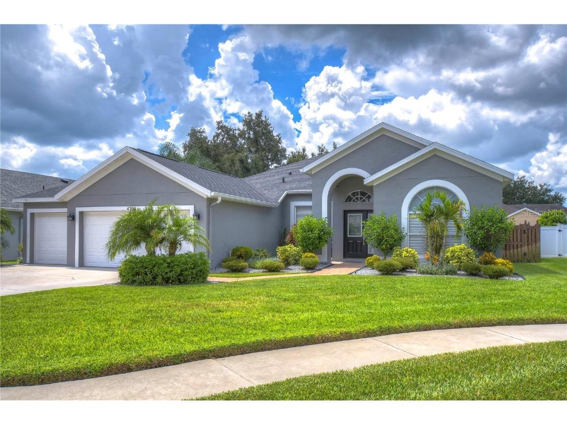 4705 Barn Owl Court Valrico FL 33596 T3456060 image1