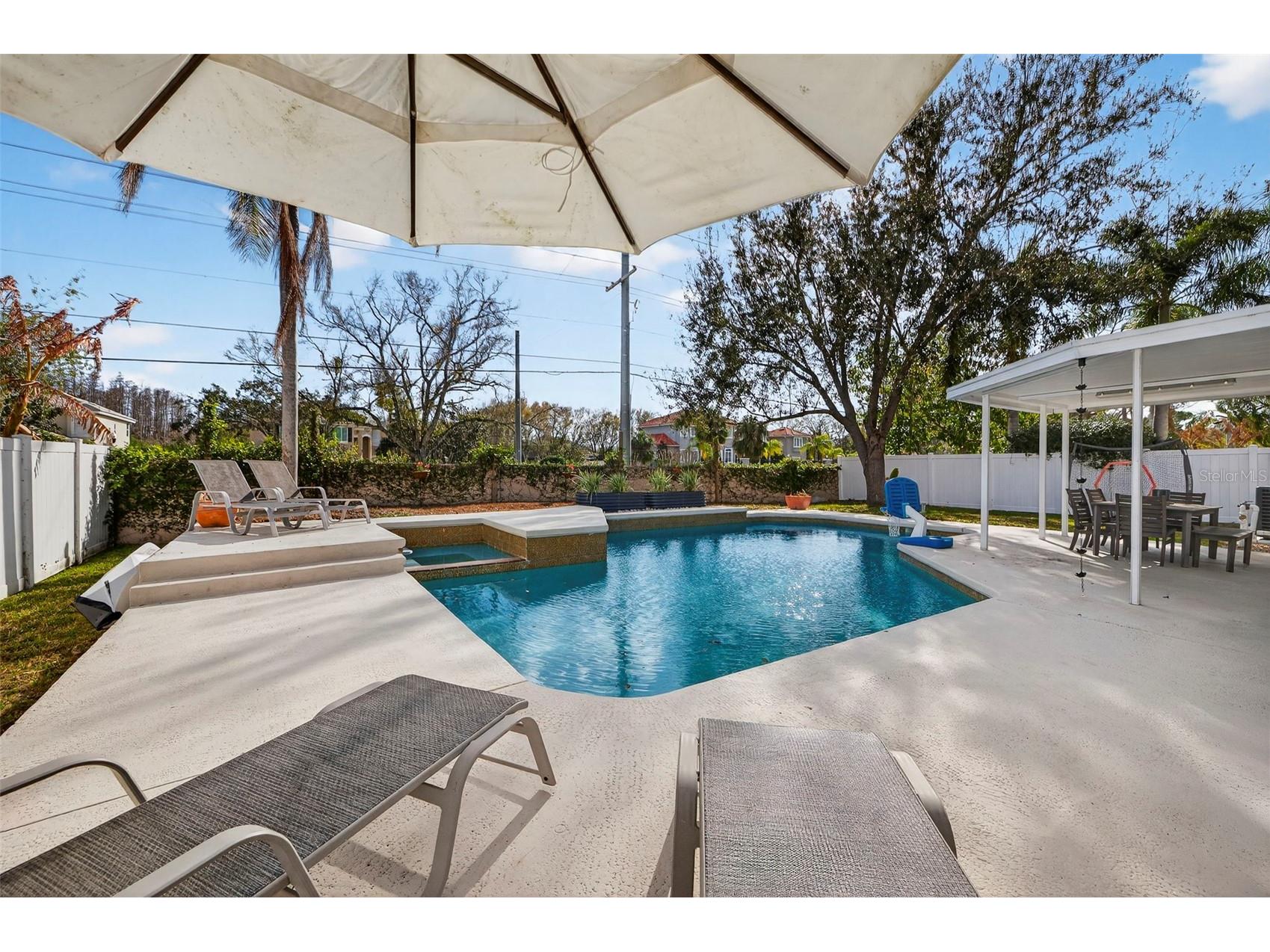 4705 Foxshire Circle Tampa FL 33624 TB8478476 image21