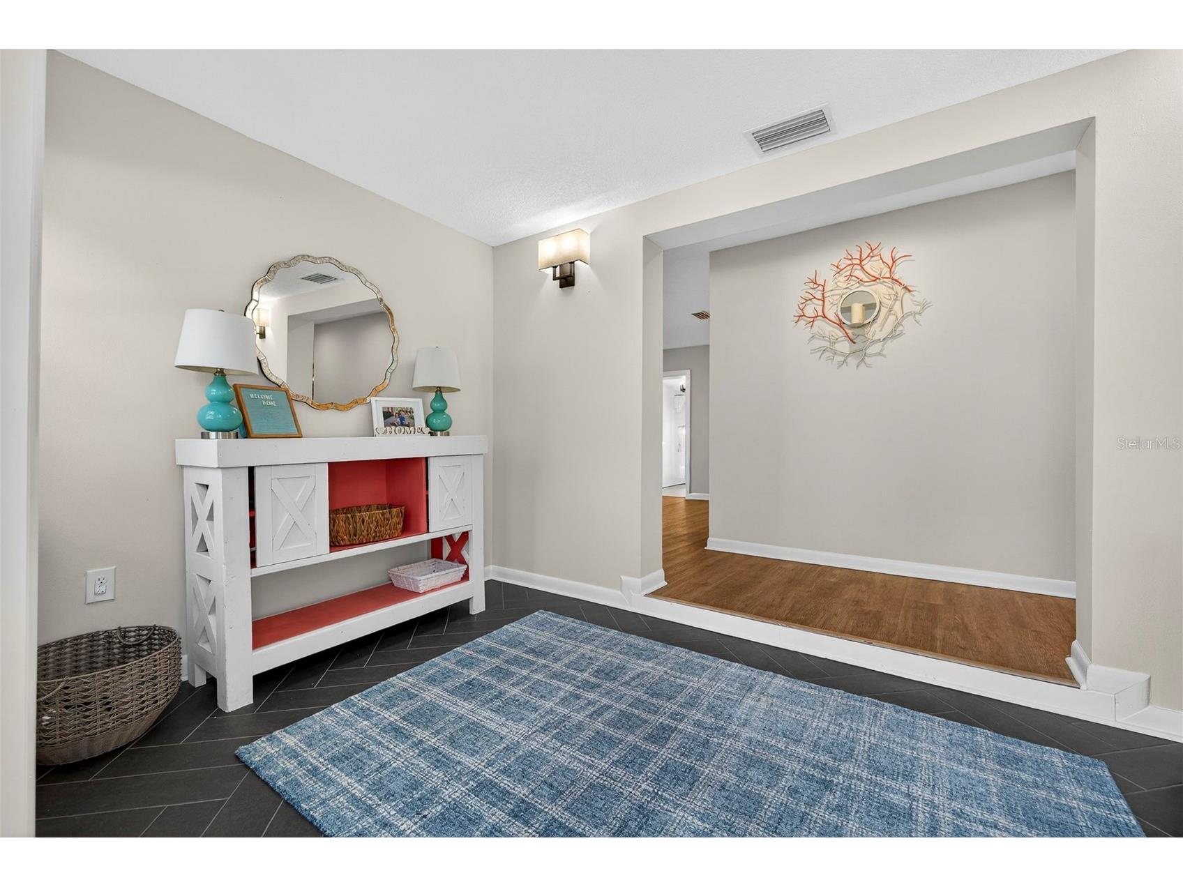 4705 Foxshire Circle Tampa FL 33624 TB8478476 image4