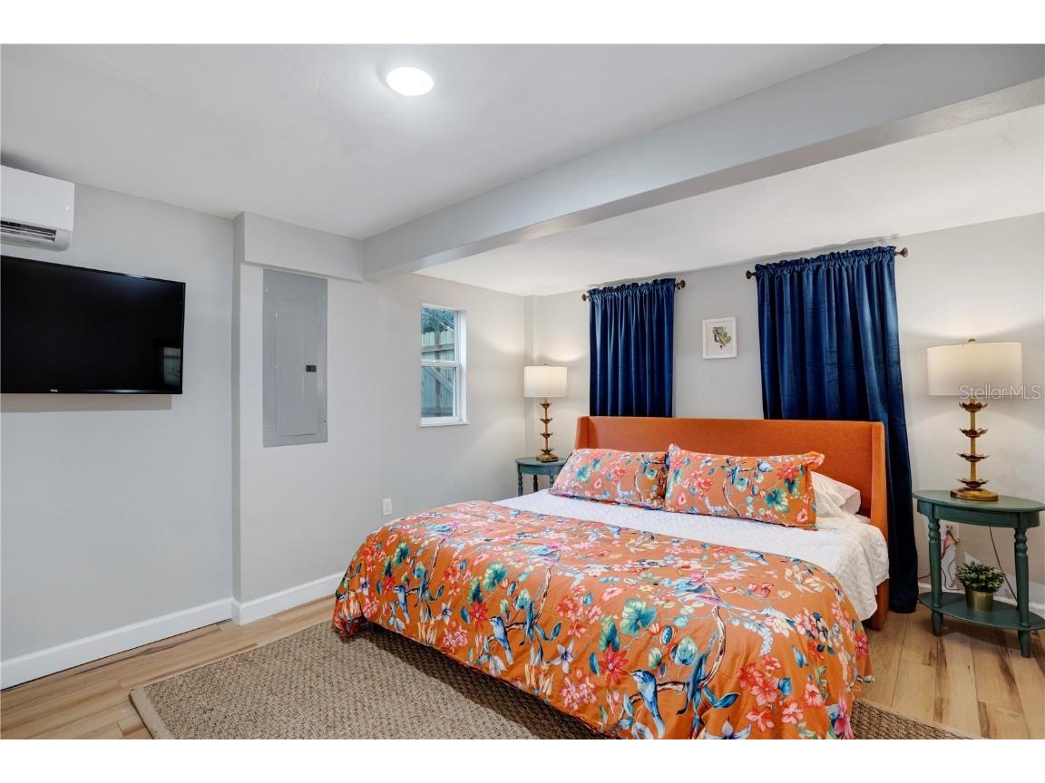 4705 Hollingsworth Avenue #LOWER Sarasota FL 34233 A4543933 image10