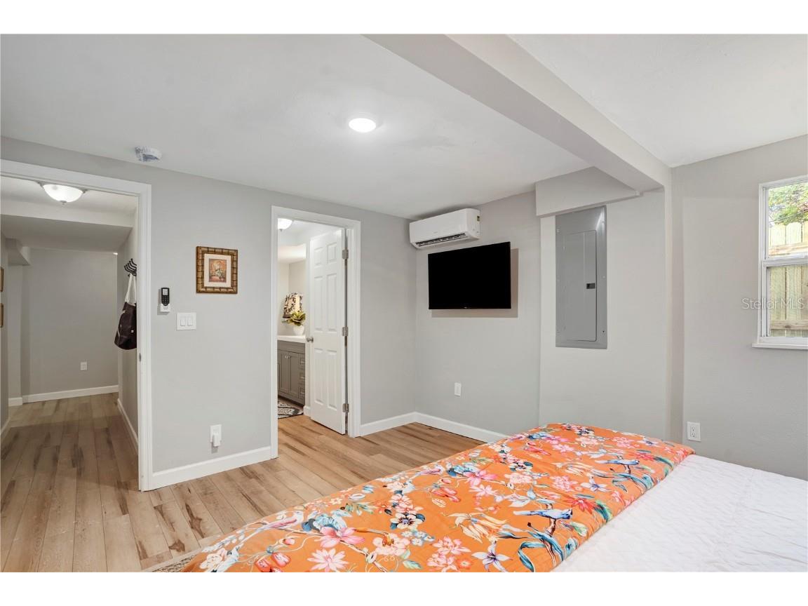 4705 Hollingsworth Avenue #LOWER Sarasota FL 34233 A4543933 image12