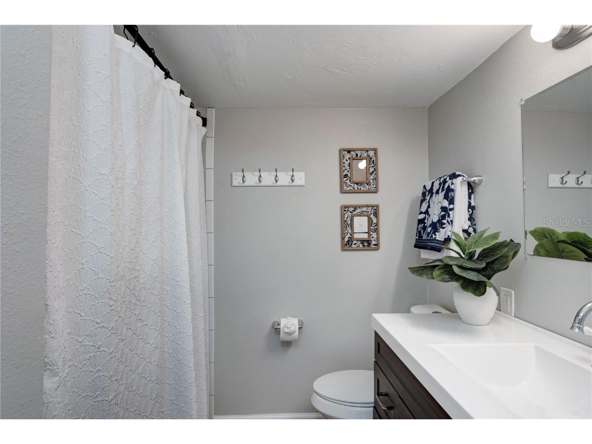 4705 Hollingsworth Avenue #LOWER Sarasota FL 34233 A4543933 image14