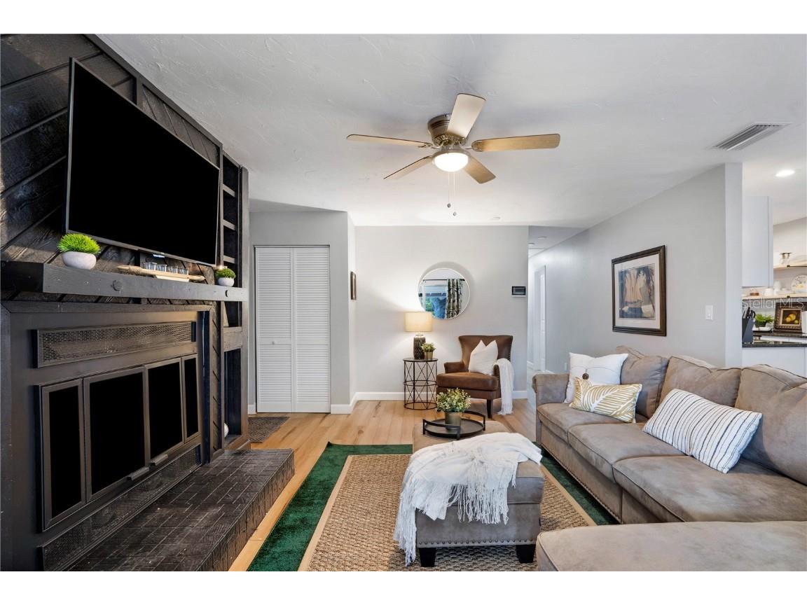 4705 Hollingsworth Avenue Sarasota FL 34233 A4544030 image12