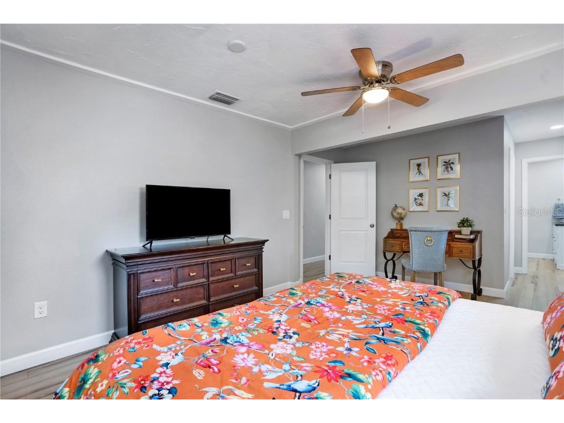 4705 Hollingsworth Avenue Sarasota FL 34233 A4544030 image21