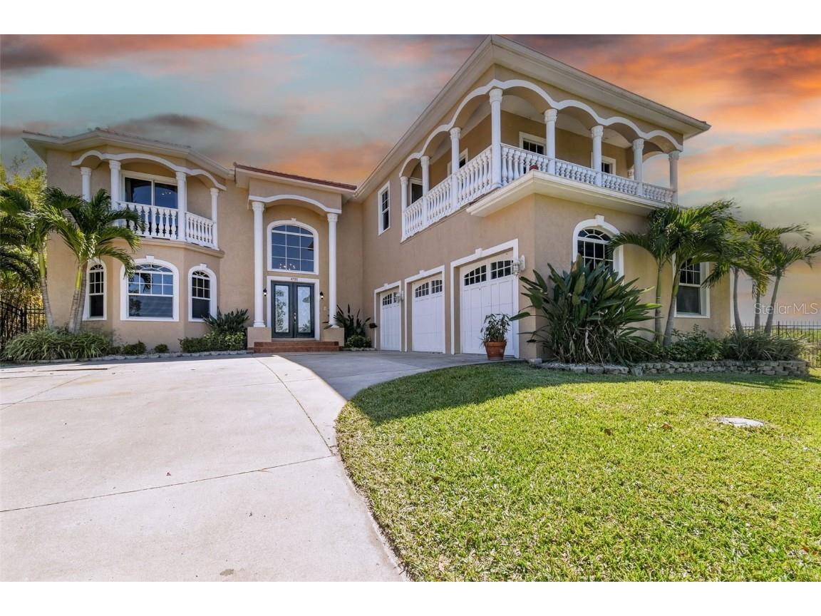 4705 Troydale Road Tampa FL 33615 U8194803 image1