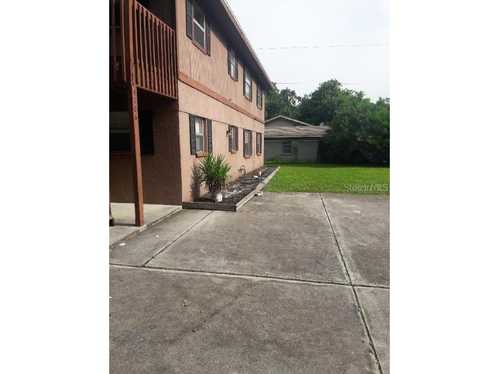 4706 30th Street W #B Bradenton FL 34207 A4580013 image1