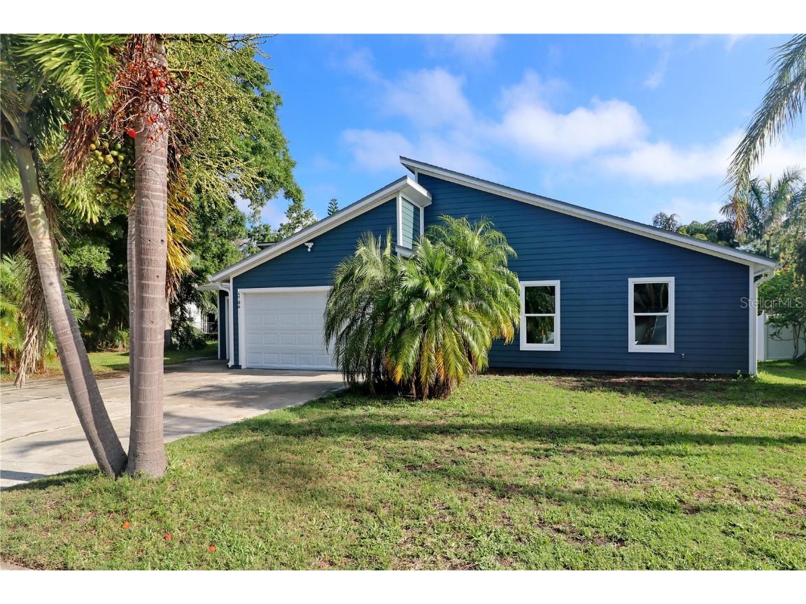 4706 36th Avenue W Bradenton FL 34209 A4572777 image1