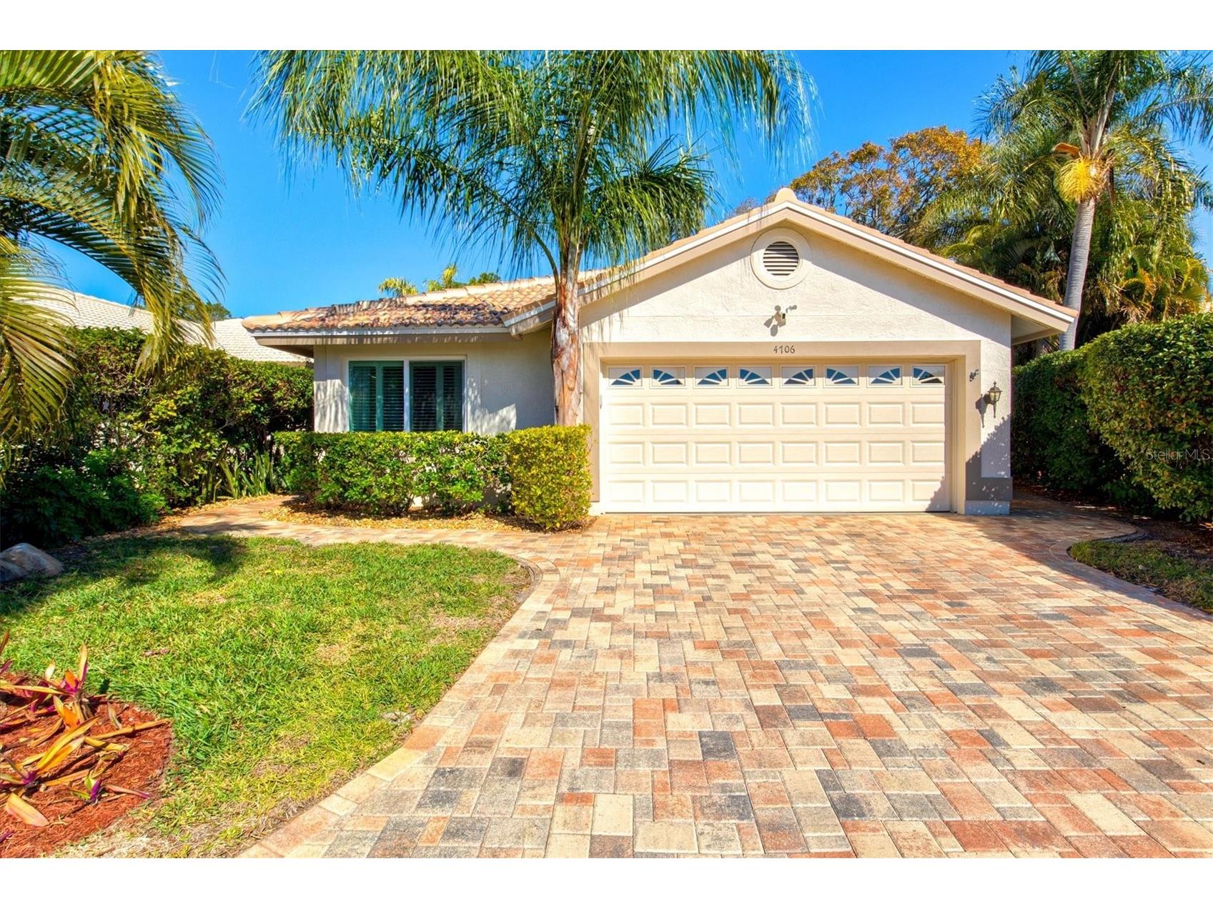 4706 Dundee Drive Bradenton FL 34210 A4677942 image1