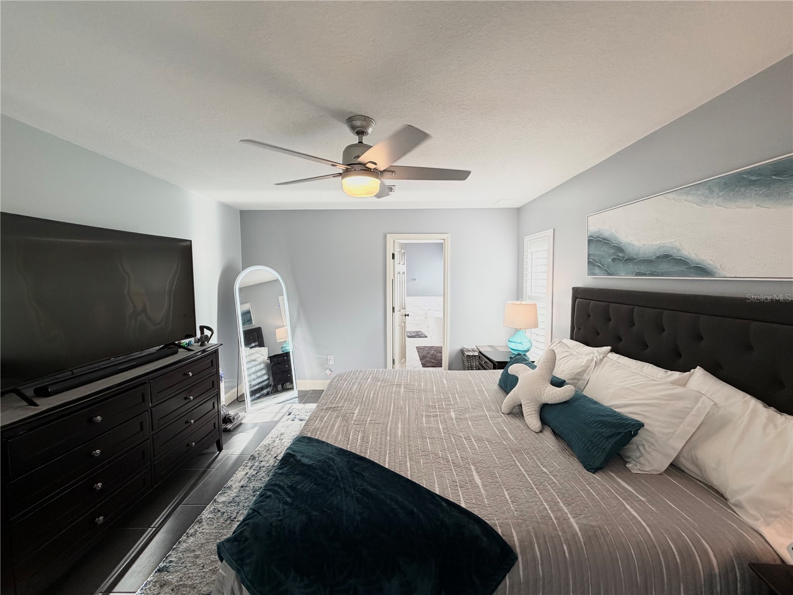 4706 Dunquin Place Tampa FL 33610 P4938397 image29