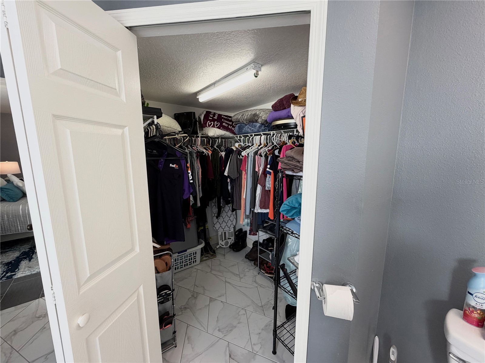 4706 Dunquin Place Tampa FL 33610 P4938397 image37