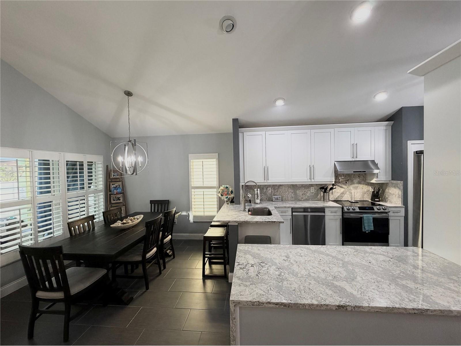 4706 Dunquin Place Tampa FL 33610 P4938397 image8