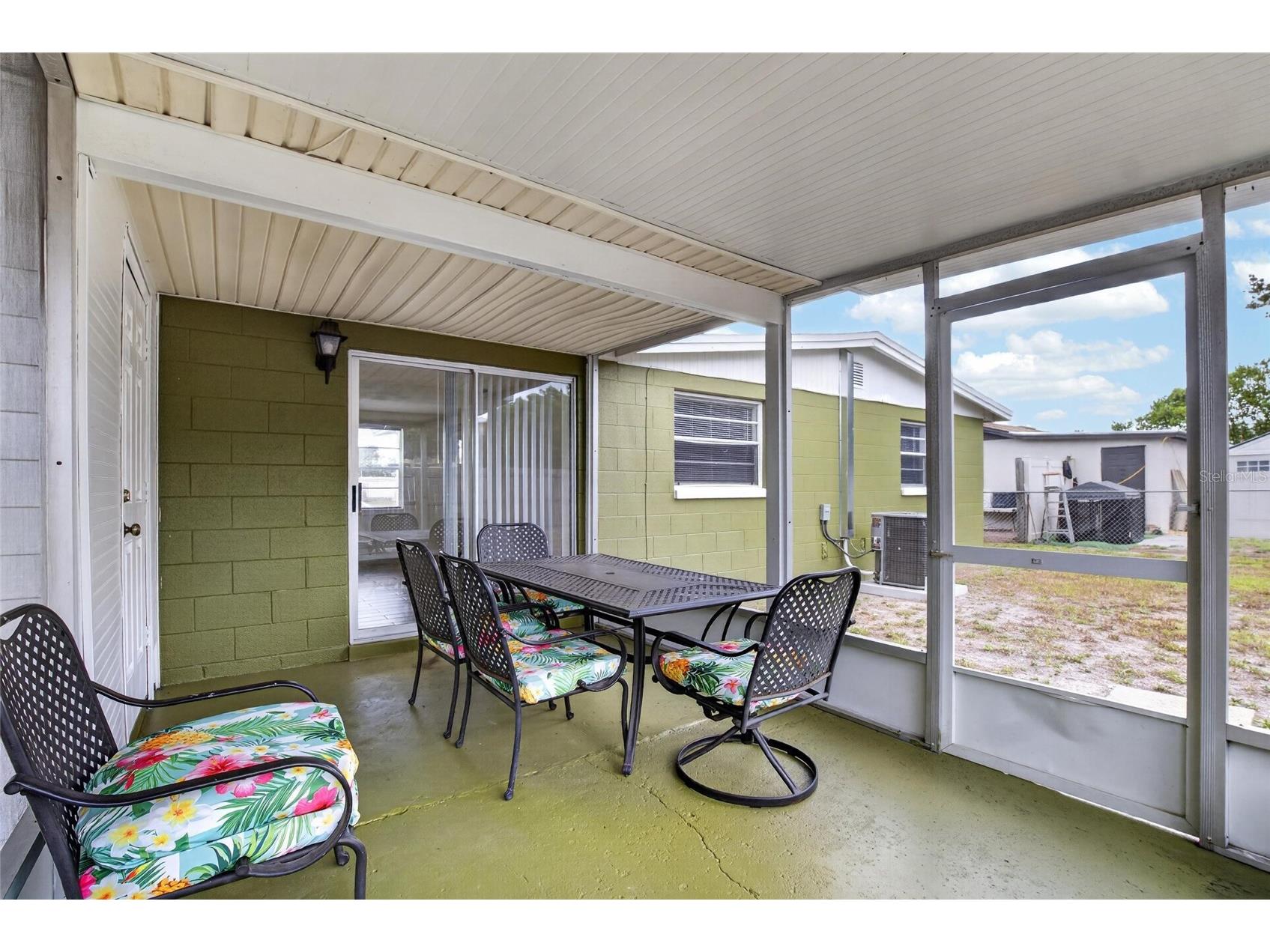 4706 S 87th Street Tampa FL 33619 O6426725 image17