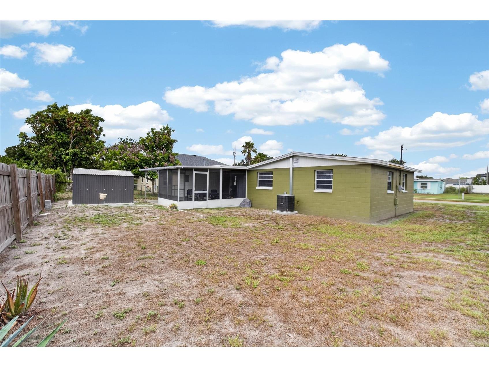 4706 S 87th Street Tampa FL 33619 O6426725 image19