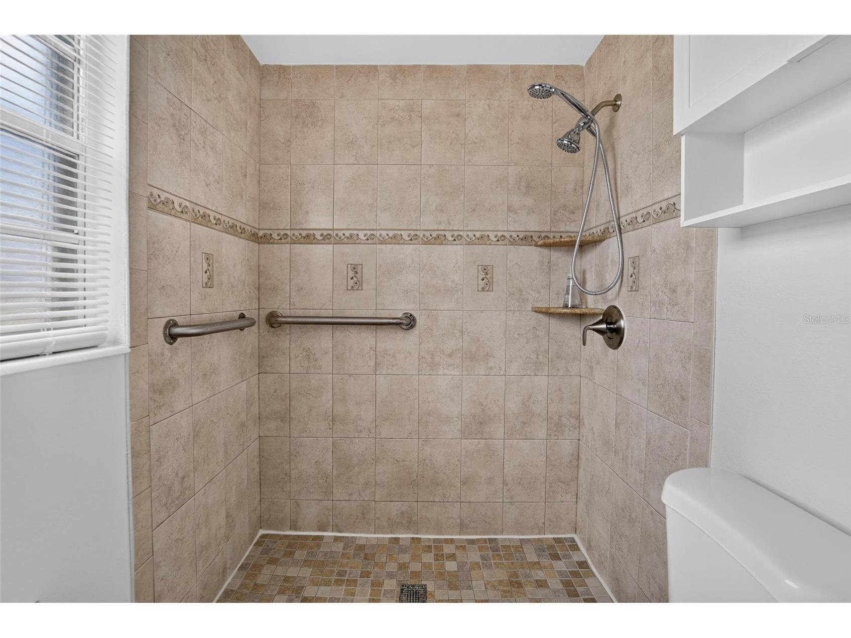 4706 S 87th Street Tampa FL 33619 O6426725 image7