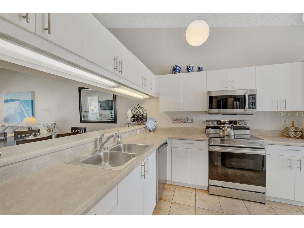 4706 Sand Trap Street Circle E #202 Bradenton FL 34203 A4671417 image6