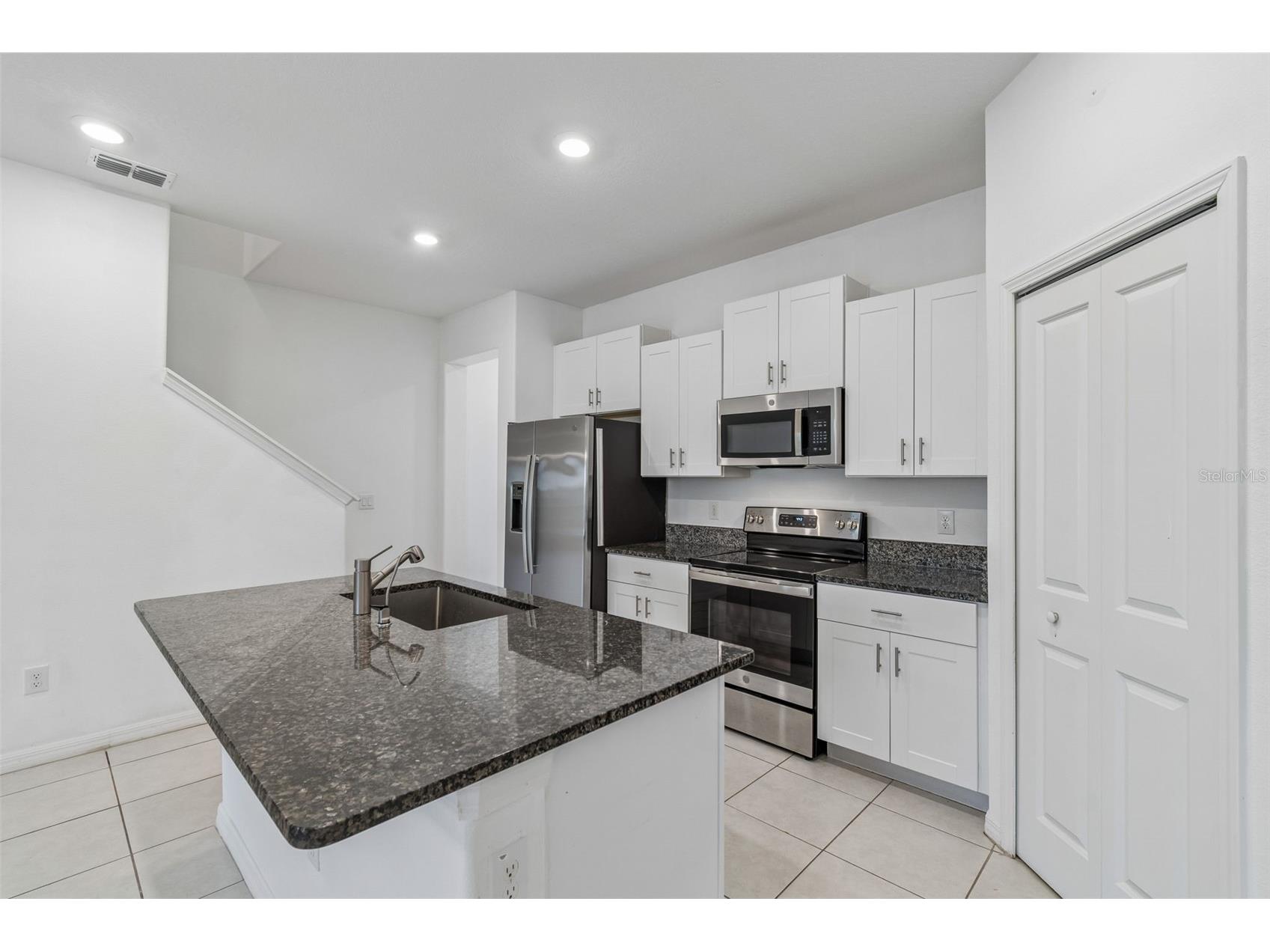 4706 Tuscan Loon Drive Tampa FL 33619 TB8495887 image15