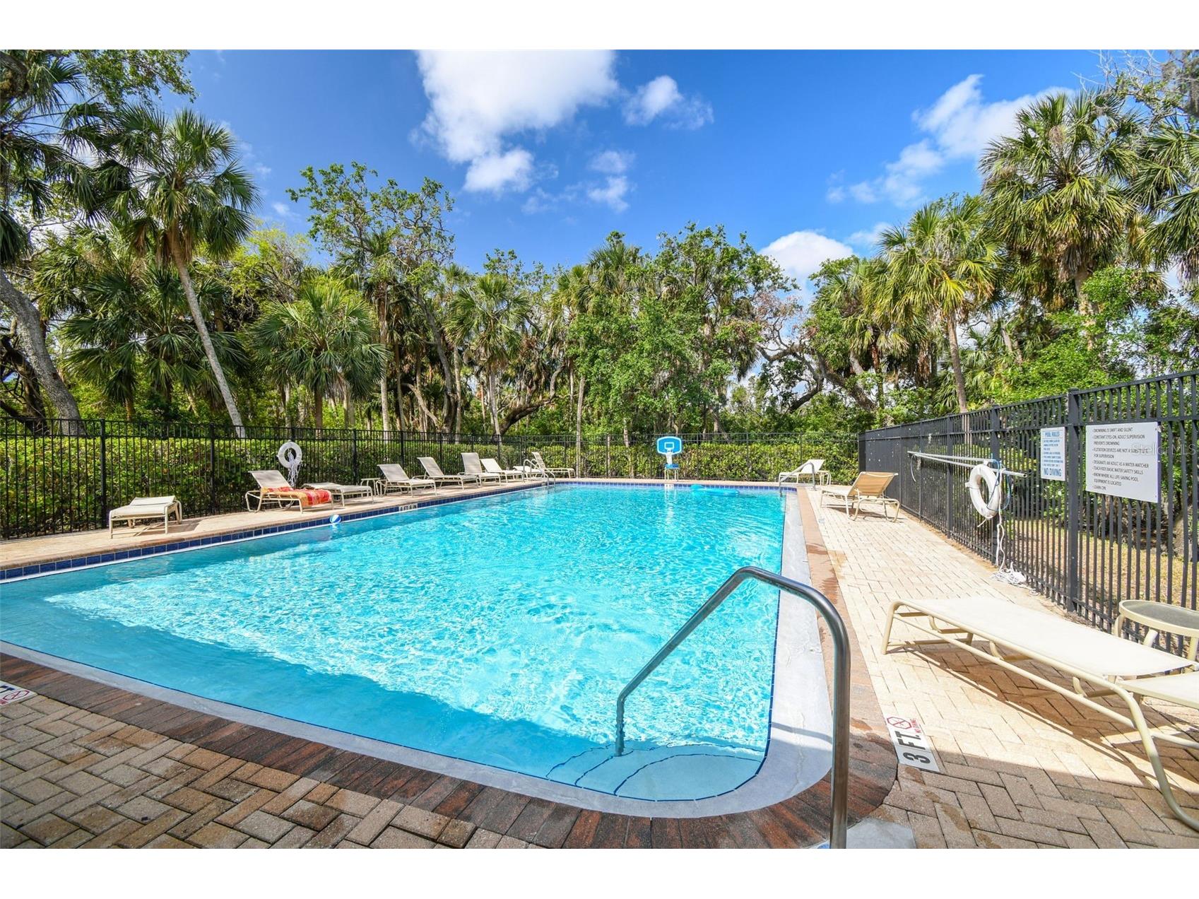 4706 Tuscan Loon Drive Tampa FL 33619 TB8495887 image49