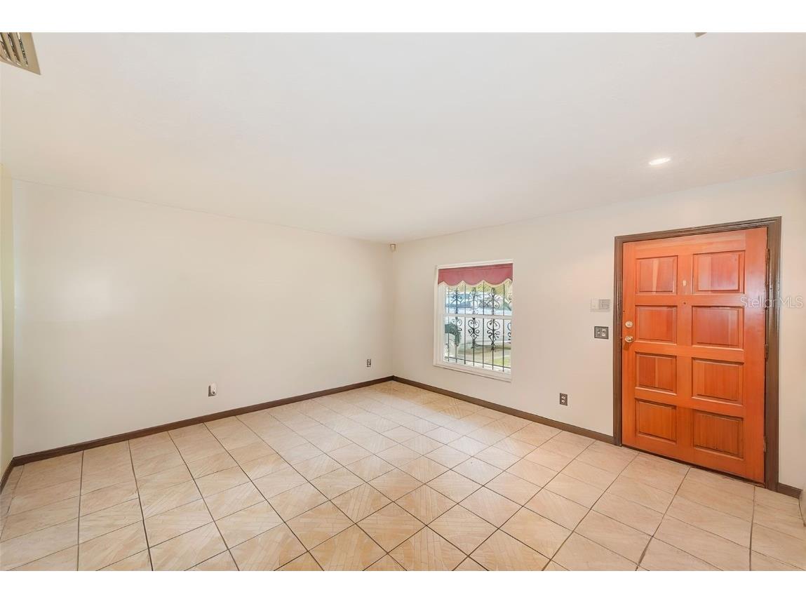 4707 E Temple Heights Road Tampa FL 33617 TB8413858 image4