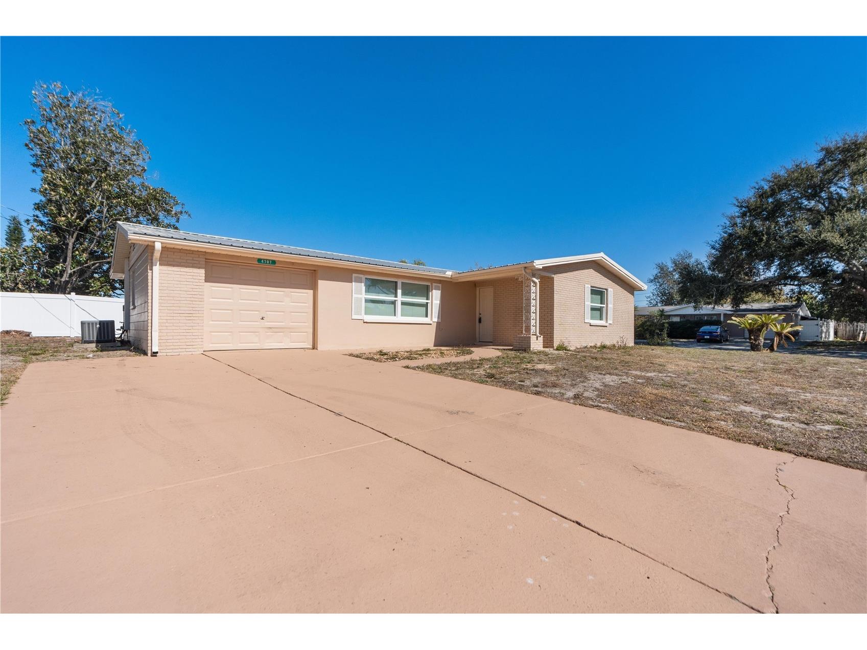 4707 Koala Drive Holiday FL 34690 W7882588 image1