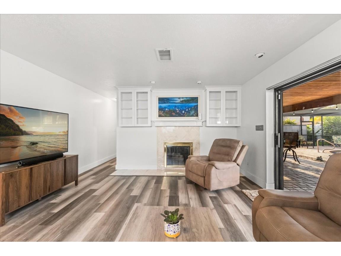 4707 W Price Avenue Tampa FL 33611 TB8419238 image3