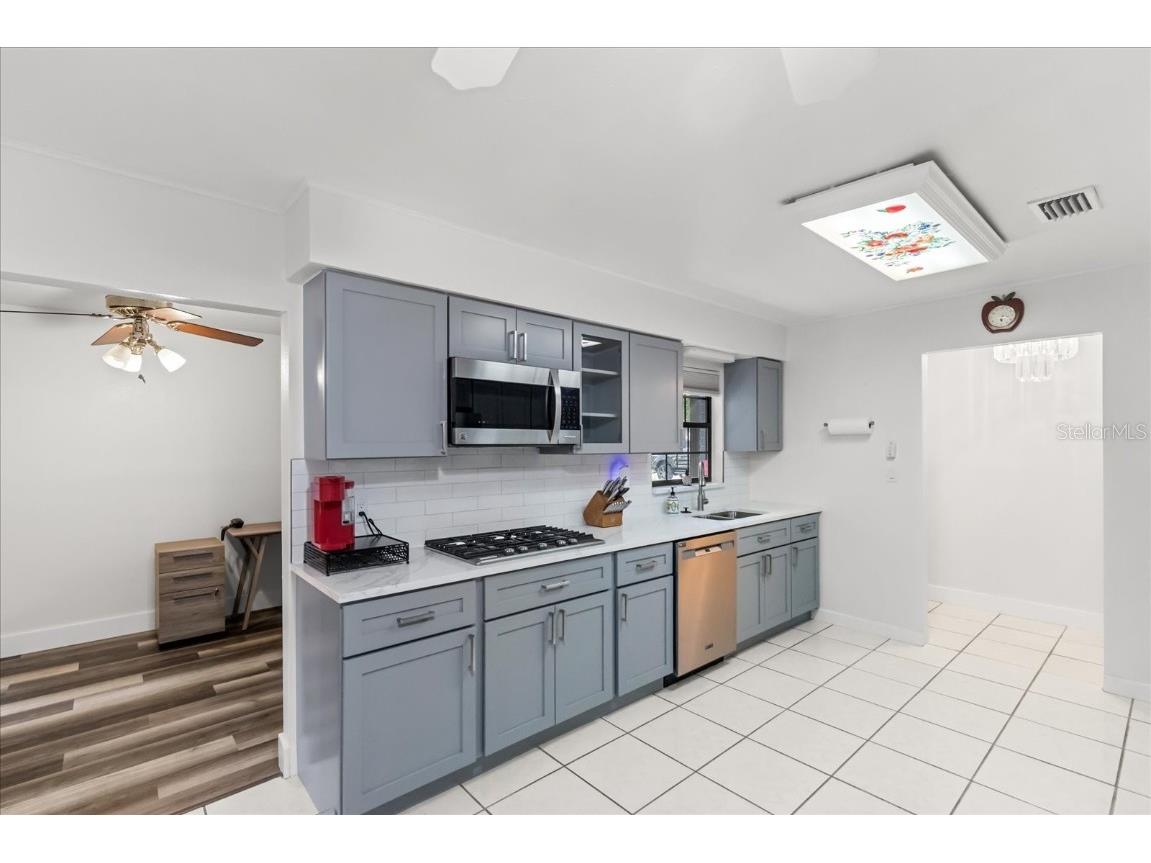 4707 W Price Avenue Tampa FL 33611 TB8419238 image7