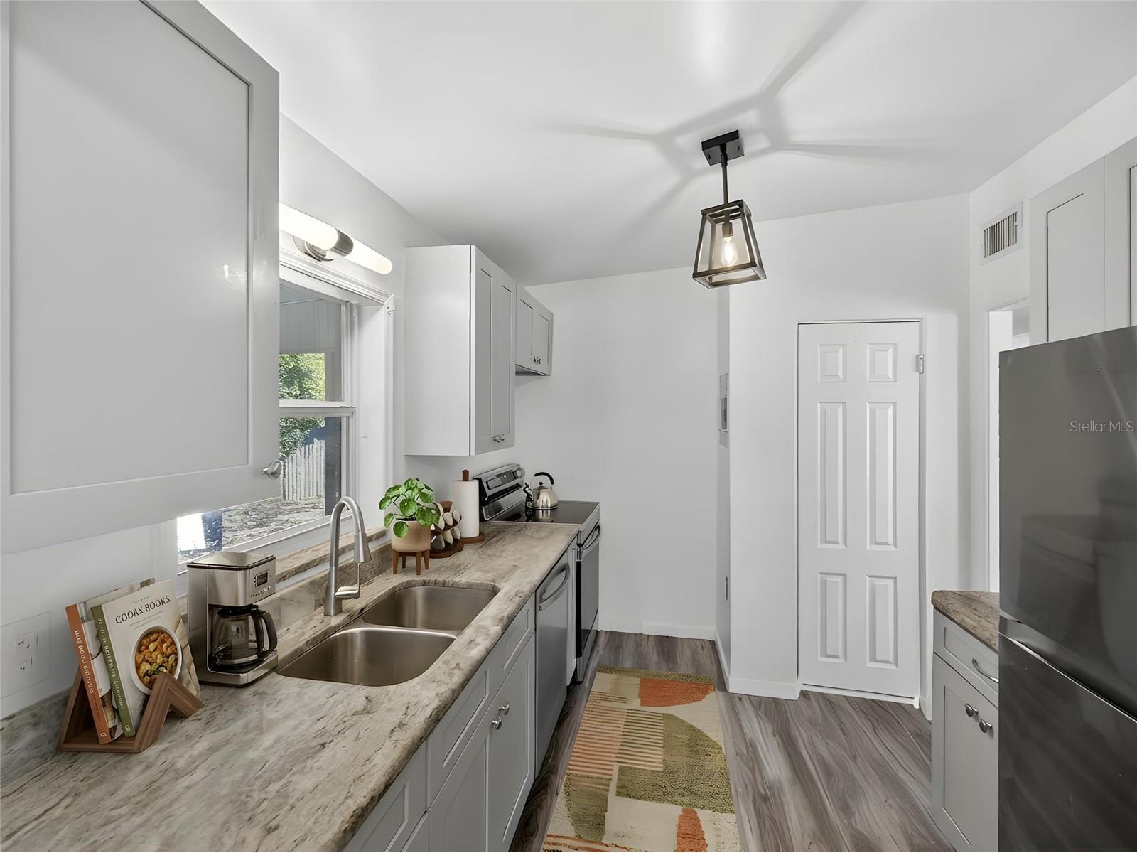 4708 Abaca Street Orlando FL 32808 S5145556 image12