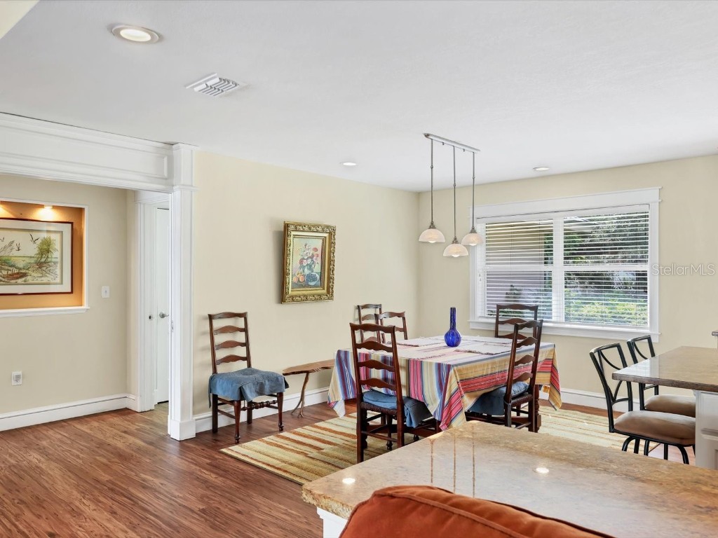 4708 Hidden River Road Sarasota FL 34240 A4671077 image12